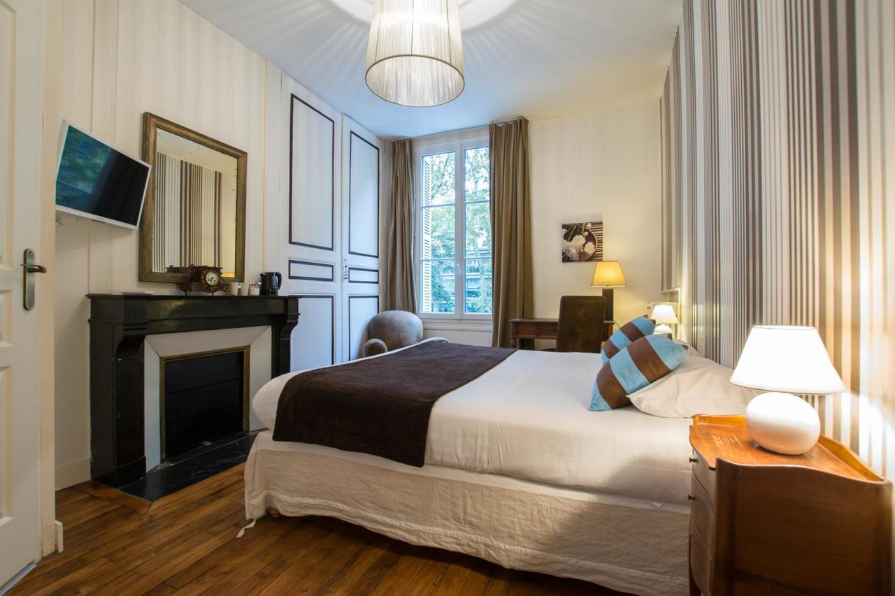 טור Hotel Val De Loire מראה חיצוני תמונה