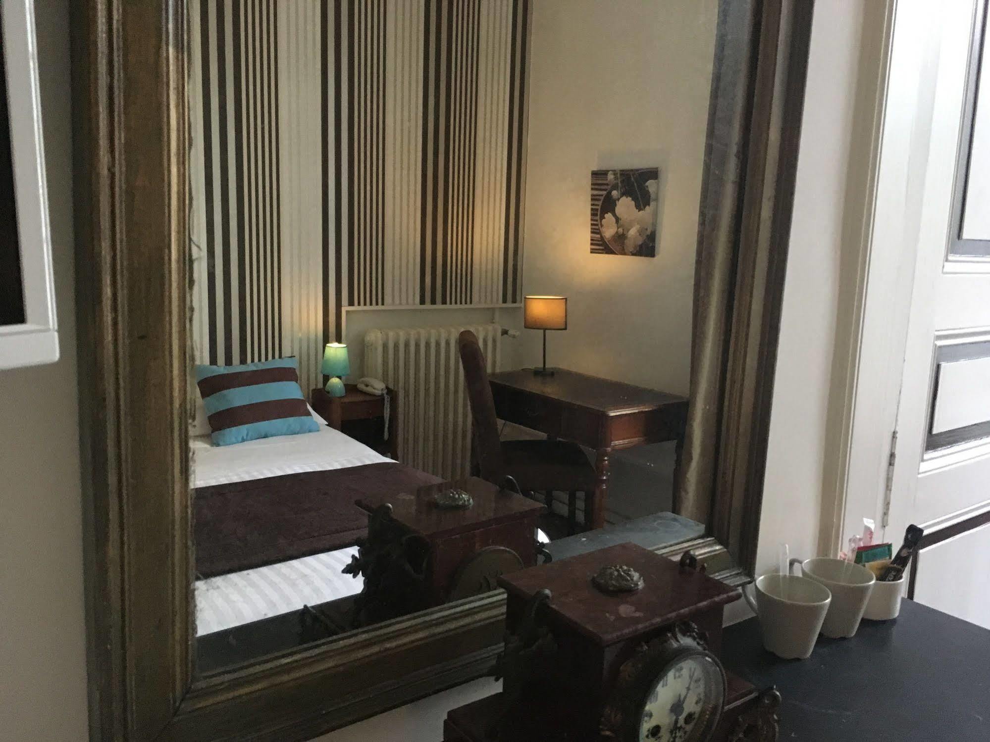 טור Hotel Val De Loire מראה חיצוני תמונה