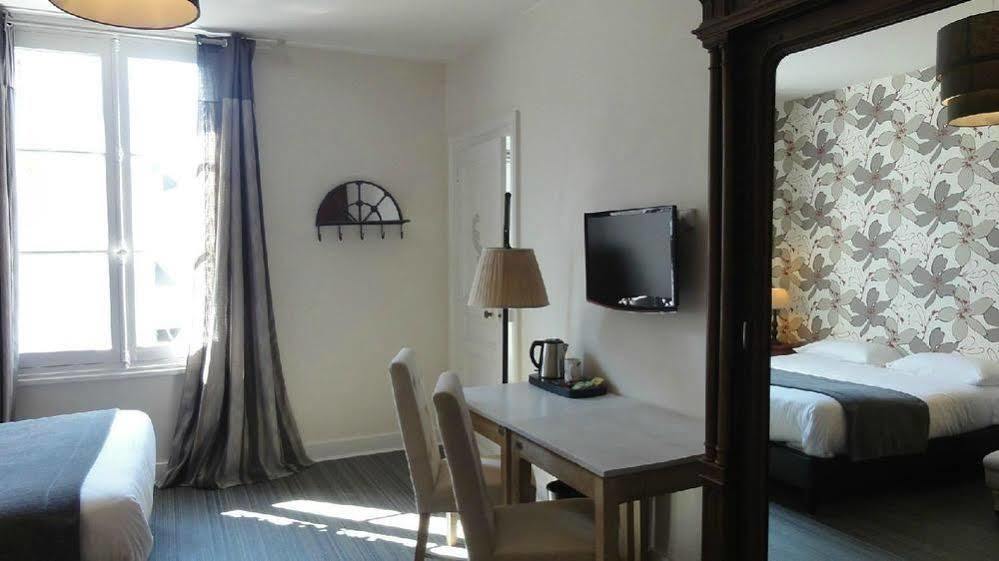 טור Hotel Val De Loire מראה חיצוני תמונה